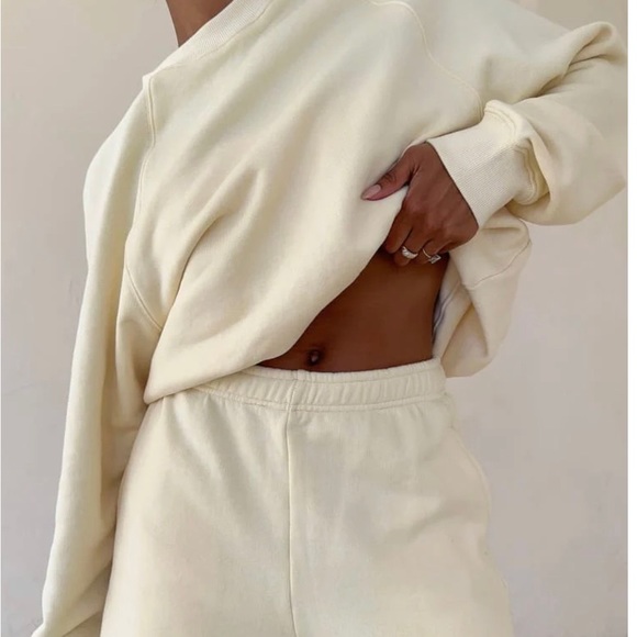 Rumored Balance Crewneck. NWT Size M/L. - Picture 3 of 9